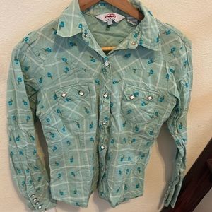 Woman’s Roper long sleeve snap western shirt size S
